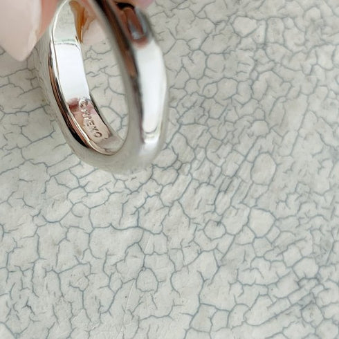 petal ring